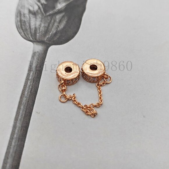 Pandora Clear Pavé Safety Chain Clip Charm - Picture 2 of 3